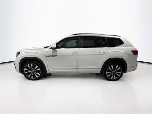 Used 2021 Volkswagen Atlas SEL R-Line image 4
