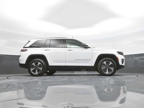 Used 2024 Jeep Grand Cherokee Limited 4xe AWD/4WD image 26