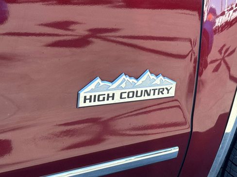 Used 2017 Chevrolet Silverado 1500 High Country AWD/4WD image 28