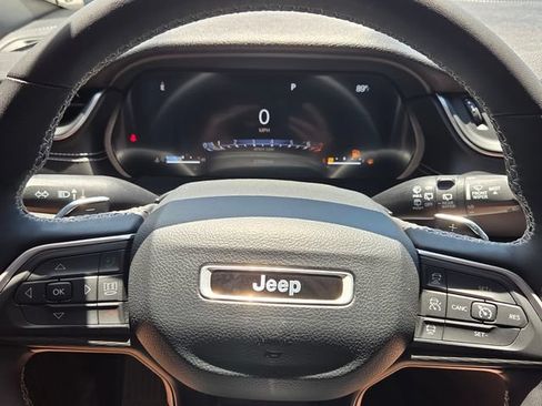 Used 2024 Jeep Grand Cherokee L Altitude RWD image 26