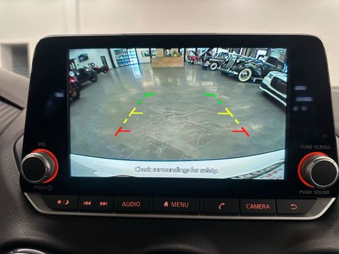 Used 2025 Nissan Sentra SV FWD image 26
