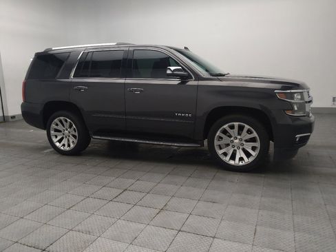 Used 2018 Chevrolet Tahoe Premier RWD image 11