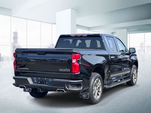 Used 2024 Chevrolet Silverado 1500 High Country w/ Technology Package AWD/4WD image 4