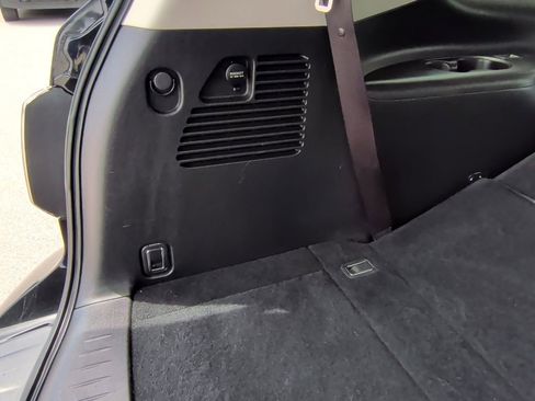 Used 2019 Nissan Armada SL w/ Premium Package RWD image 44