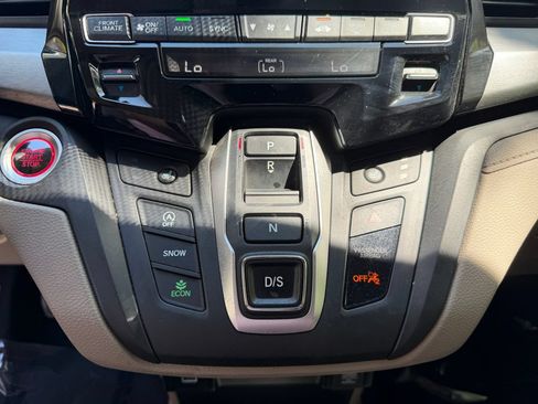 Used 2023 Honda Odyssey EX image 25