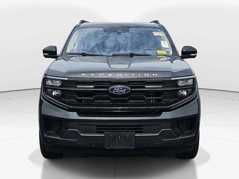 Used 2025 Ford Expedition Max Active image 8