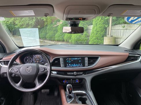 Used 2019 Buick Enclave Avenir w/ Avenir Technology Package AWD/4WD image 22