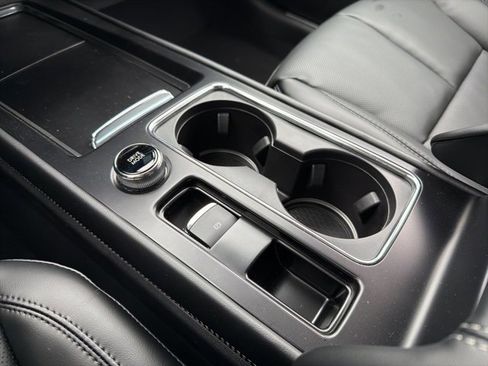 New 2026 Lincoln Corsair Premiere image 14