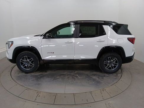 New 2026 GMC Terrain AT4 AWD/4WD image 4