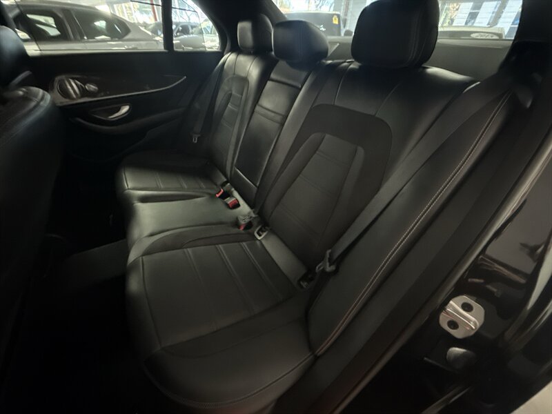 Used 2020 Mercedes-Benz E 53 AMG 4MATIC Sedan image 23
