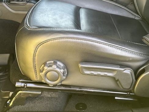 Certified 2022 Jeep Wrangler Unlimited Sahara 4xe w/ Cold Weather Group image 10