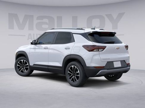 New 2026 Chevrolet TrailBlazer LT w/ LT Cold Weather Package FWD image 4