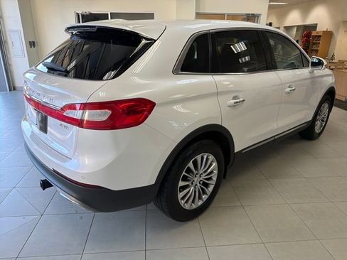 Used 2018 Lincoln MKX Select w/ Select Plus Package image 8