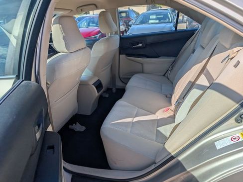 Used 2013 Toyota Camry LE FWD image 10