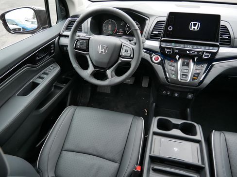 New 2026 Honda Odyssey Elite image 9