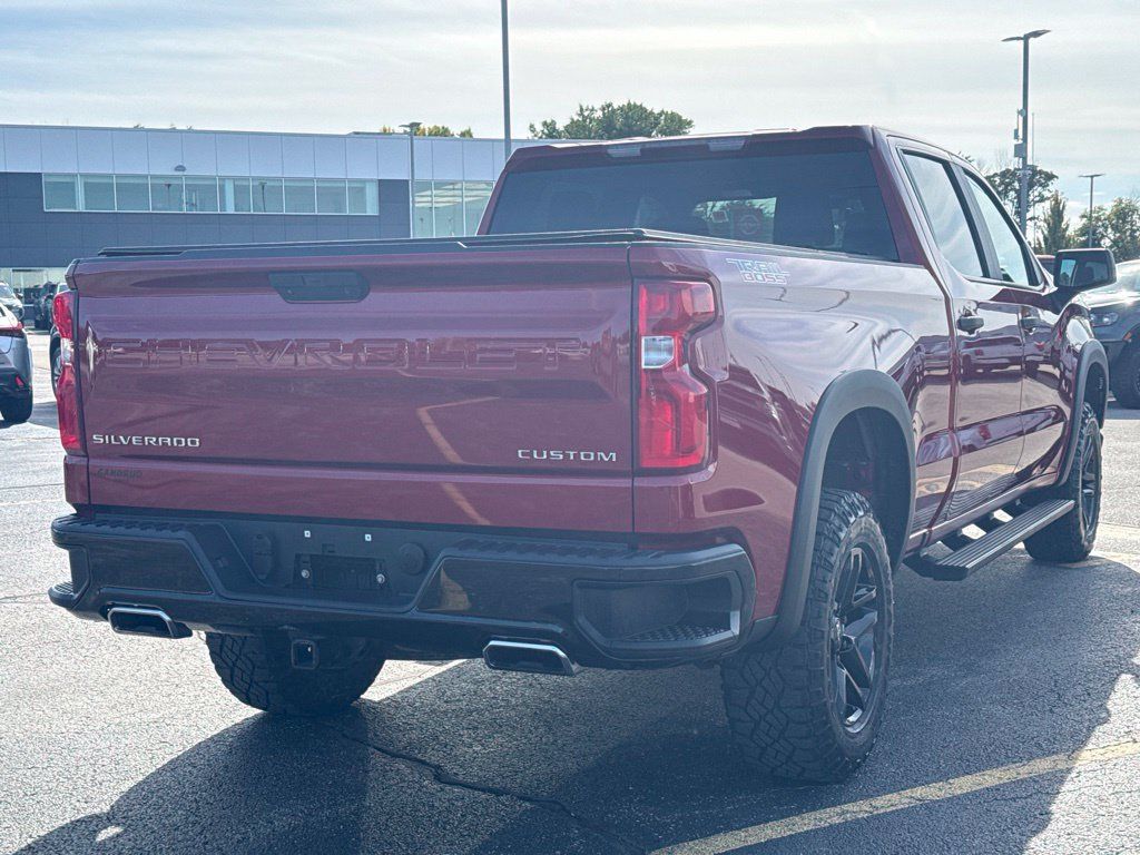 Used 2019 Chevrolet Silverado 1500 Custom Trail Boss w/ Custom Convenience Package AWD/4WD image 18