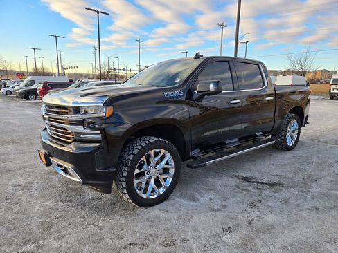 Used 2019 Chevrolet Silverado 1500 High Country w/ Technology Package image 8