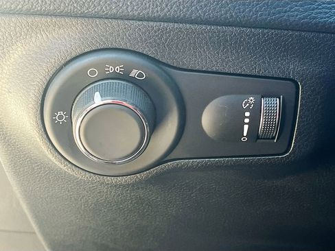 Used 2019 Jeep Compass Sport AWD/4WD image 10
