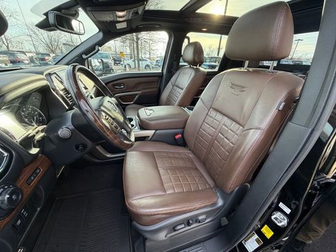 Used 2021 Nissan Titan Platinum Reserve w/ Moonroof Package image 22