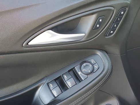 Used 2022 Buick Encore GX Essence w/ Advanced Technology Package image 47