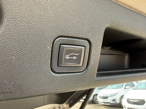 Used 2019 Chevrolet Equinox LT AWD/4WD image 20