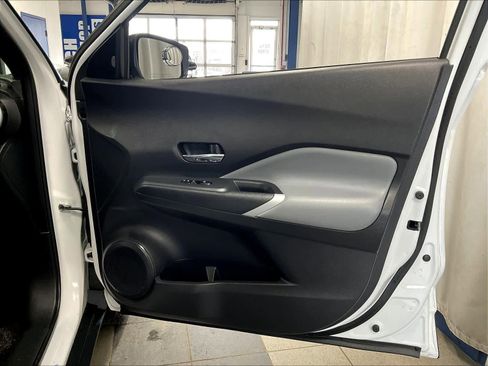 Certified 2023 Nissan Kicks SR w/ SR Premium Package image 12