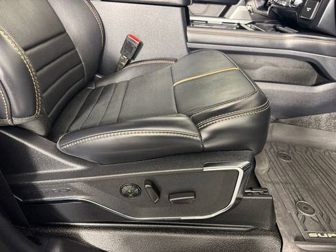 Used 2024 Ford F350 Platinum image 32