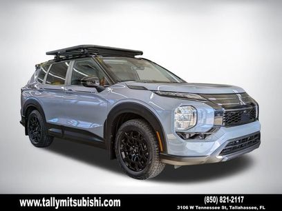 New 2025 Mitsubishi Outlander AWD