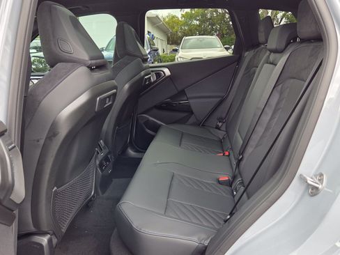 New 2026 BMW X3 xDrive30 w/ M Sport Package AWD/4WD image 11