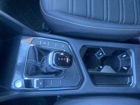 Used 2024 Volkswagen Tiguan S image 30