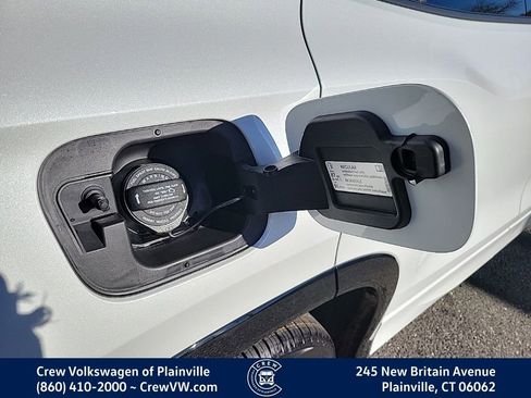 New 2026 Volkswagen Tiguan SE R-Line image 32