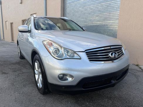 Used 2010 INFINITI EX35 Journey RWD image 6