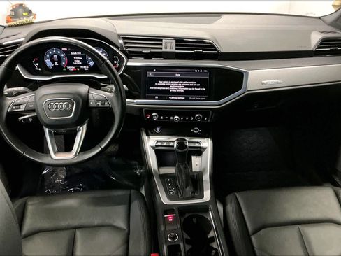 Used 2023 Audi Q3 2.0T Premium w/ Convenience Package image 17