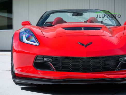 Used 2016 Chevrolet Corvette Z06 w/ 3LZ Preferred Equipment Group image 39