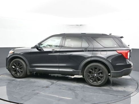 Used 2022 Ford Explorer Limited w/ Class IV Trailer Tow Package image 7