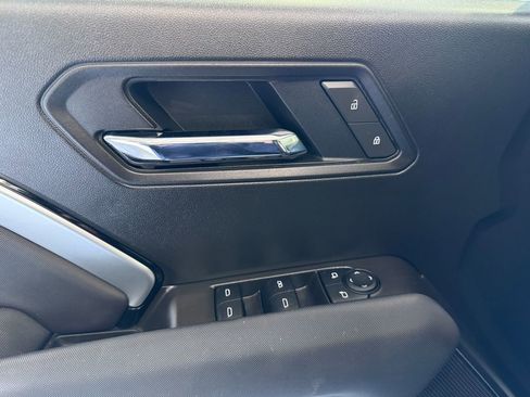 Certified 2025 Chevrolet Colorado Z71 AWD/4WD image 25