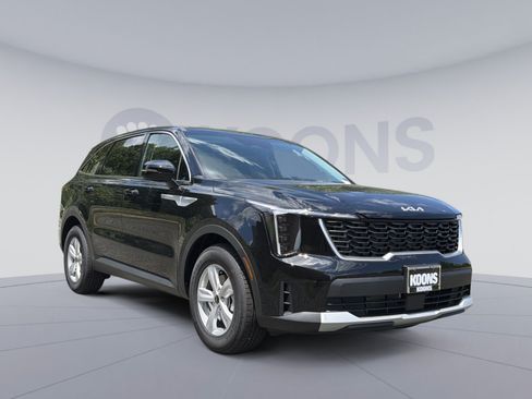 New 2026 Kia Sorento LX FWD image 10