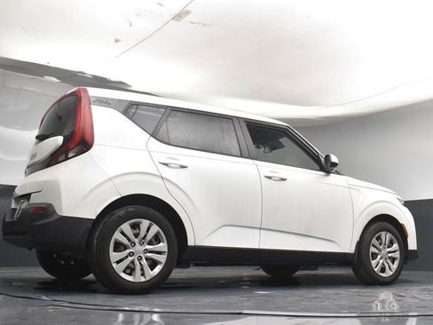 Used 2022 Kia Soul LX FWD image 36