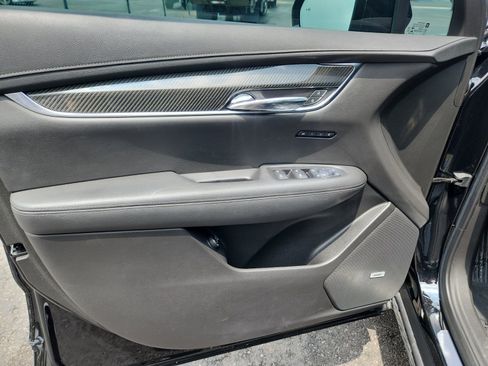 Used 2020 Cadillac XT6 Sport AWD/4WD image 13