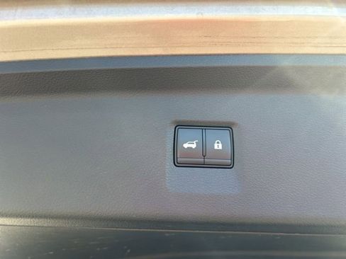 Used 2024 INFINITI QX60 Luxe image 33