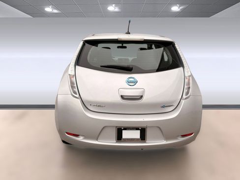 Used 2013 Nissan Leaf S image 10