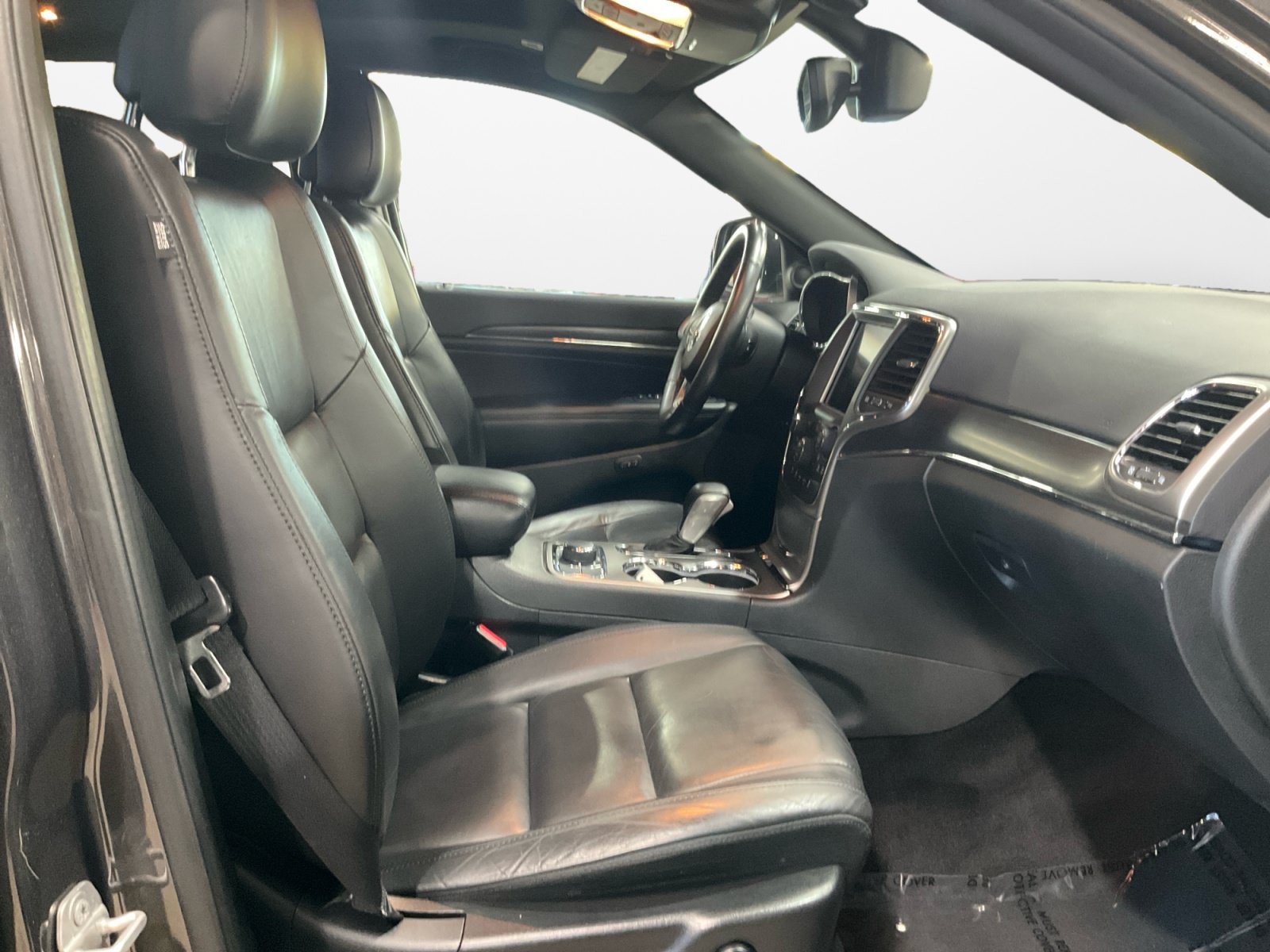 Used 2018 Jeep Grand Cherokee Limited w/ Trailer Tow Group IV AWD/4WD image 17
