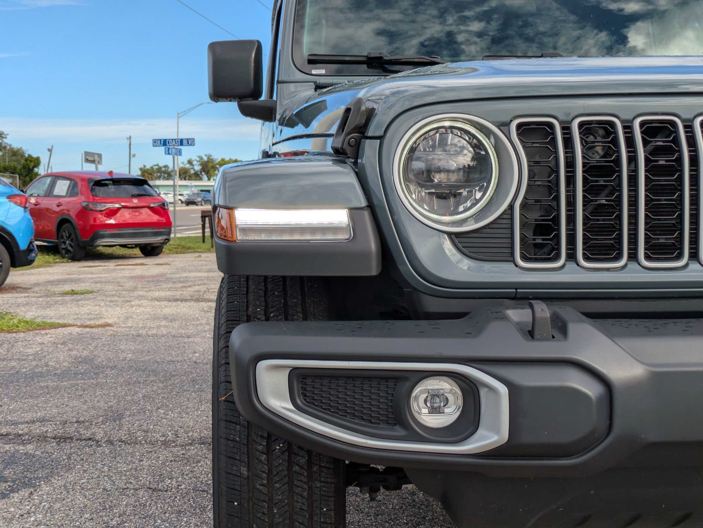 Used 2026 Jeep Wrangler Unlimited Sahara AWD/4WD image 10