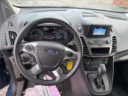 Used 2020 Ford Transit Connect XL image 2
