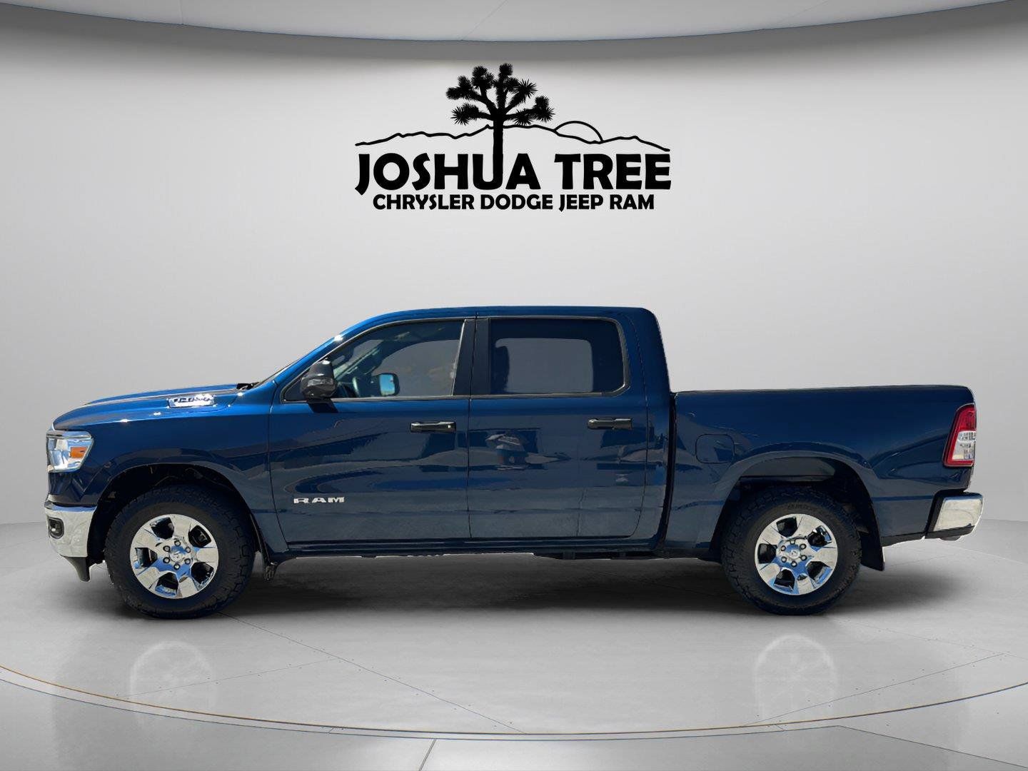 Used 2024 RAM 1500 Big Horn AWD/4WD image 4
