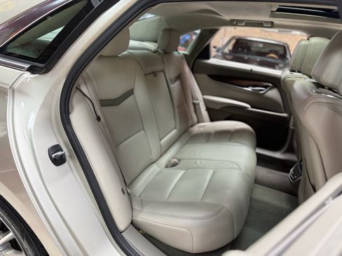 Used 2013 Cadillac XTS Platinum w/ Driver Assist Package FWD image 20