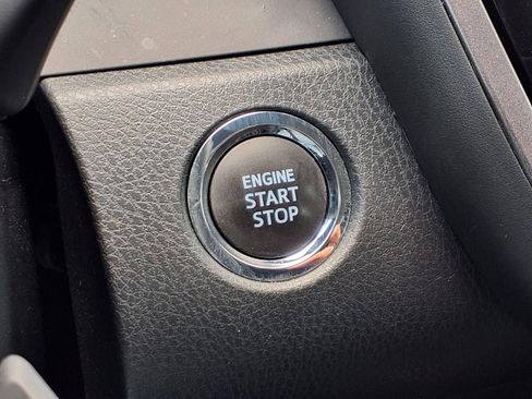 Used 2024 Toyota Camry SE w/ Convenience Package image 24