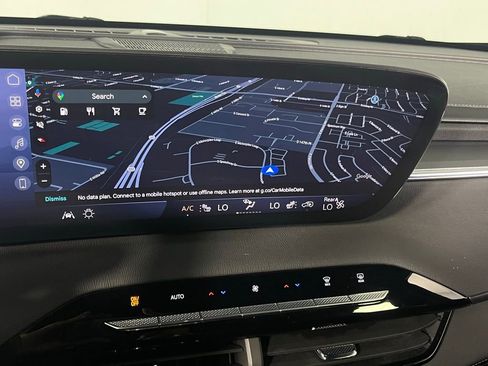 Used 2025 Buick Enclave Sport Touring image 19