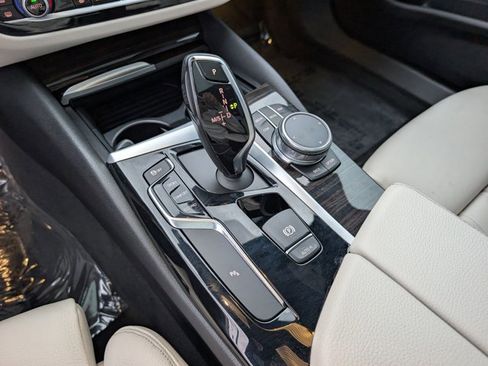 Used 2018 BMW 540i image 14