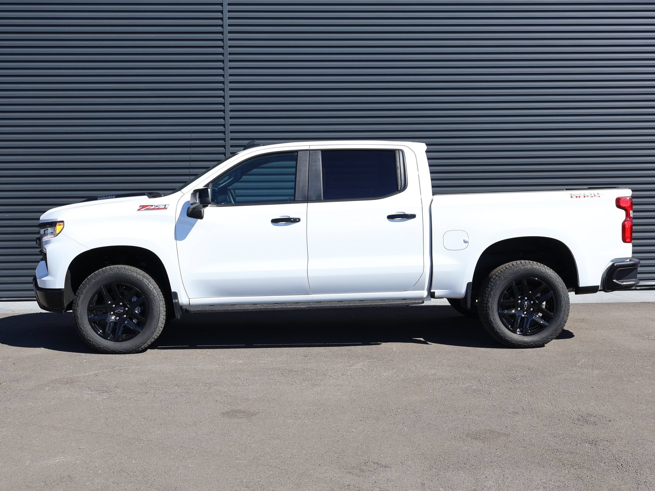 Used 2026 Chevrolet Silverado 1500 LT Trail Boss w/ LT Trail Boss Premium Package AWD/4WD image 8